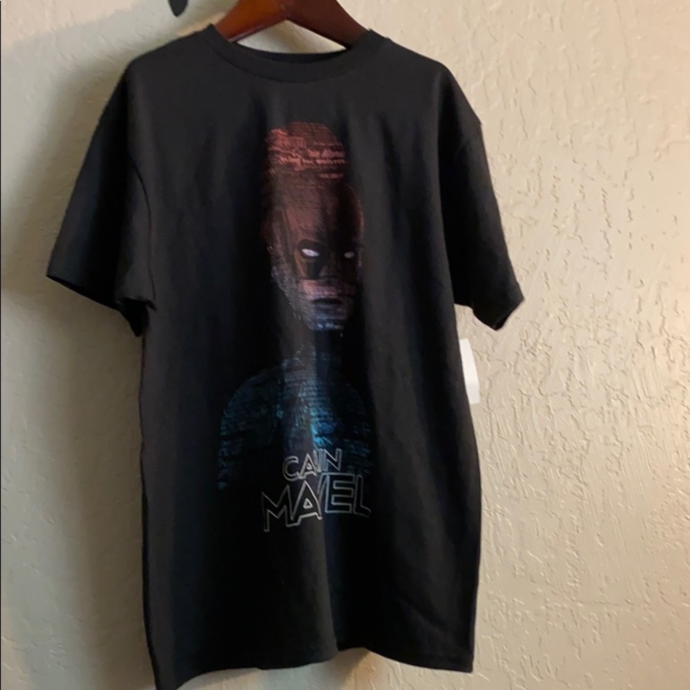 Captain marvel shirt NWT